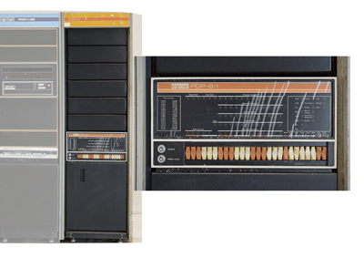 PDP-8/I and the console pannel