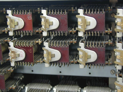 Relay units used in the FACOM128B